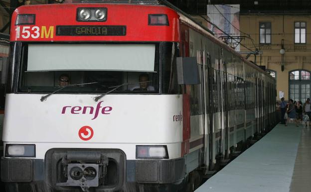 Renfe aumentará su oferta de plazas por la Tomatina.