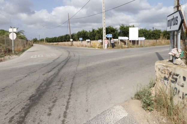 El cruce entre el Camí de Llíria y Mangraners. 