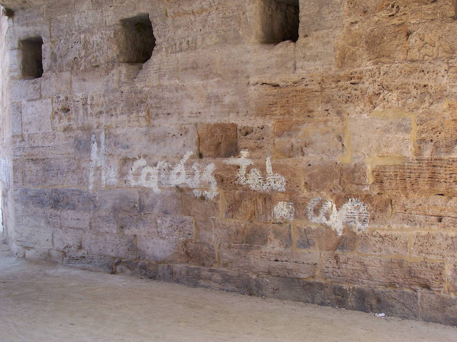 Fotos de las pintadas del anitguo cauce del Turia