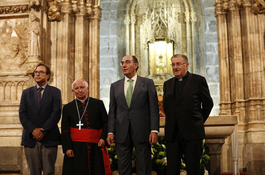 Fotos de la nueva iluminación de la Capilla del Santo Cáliz