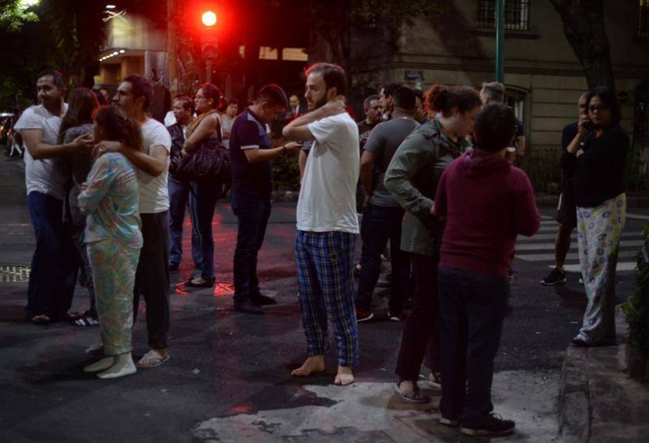 El temblor, de magnitud 8,2, es el mayor registrado por los sismólogos en la historia del país.