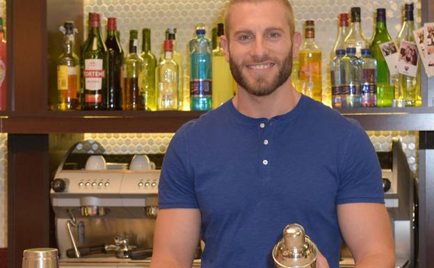 Matías Roure, coctelero de 'First Dates'.