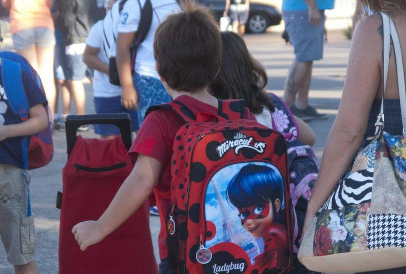 Fotos de la vuelta al cole en los colegios de Valencia