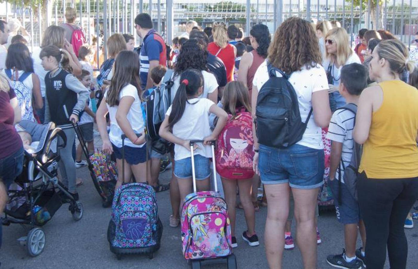 Fotos de la vuelta al cole en los colegios de Valencia