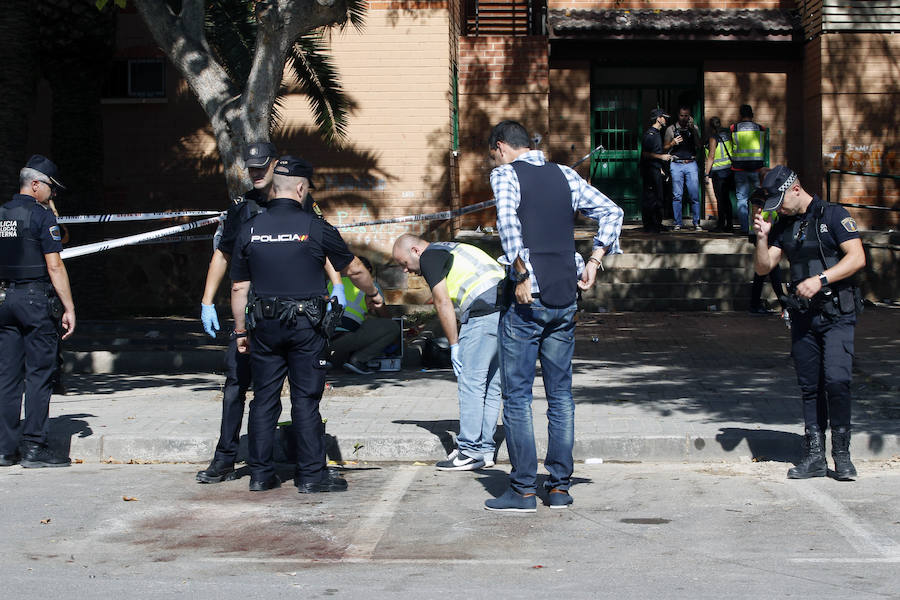 Hay tres heridos y la Policía Nacional ha detenido a cinco individuos implicados en la reyerta con armas de fuego y cuchillos