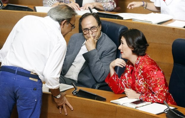 Los médicos critican la falta de información sobre el plan para frenar las listas de espera