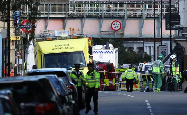 La Policía atribuye a un joven de 18 años la autoría del atentado en el metro de Londres