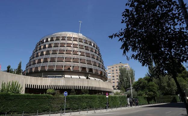 El Tribunal Constitucional admite el recurso del Gobierno contra la ley valenciana de senadores