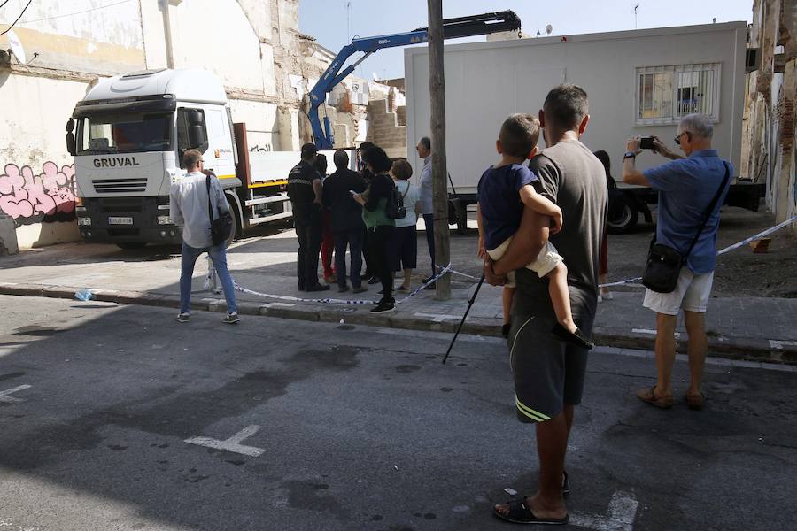 Fotos del retén de la Policía Local en el Cabañal