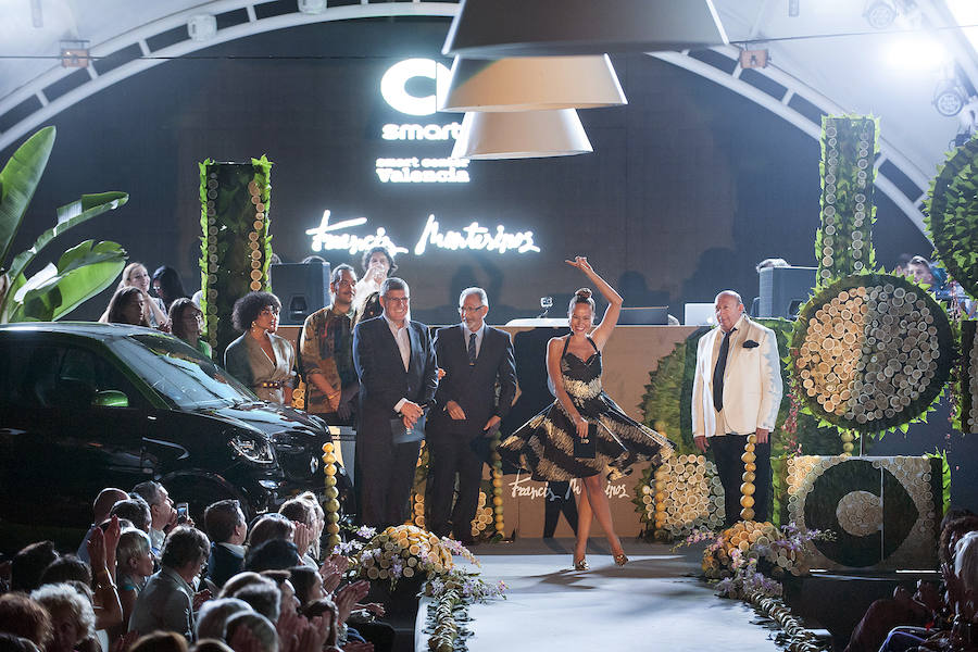 Fotos del desfile de Francis Montesinos en Valencia