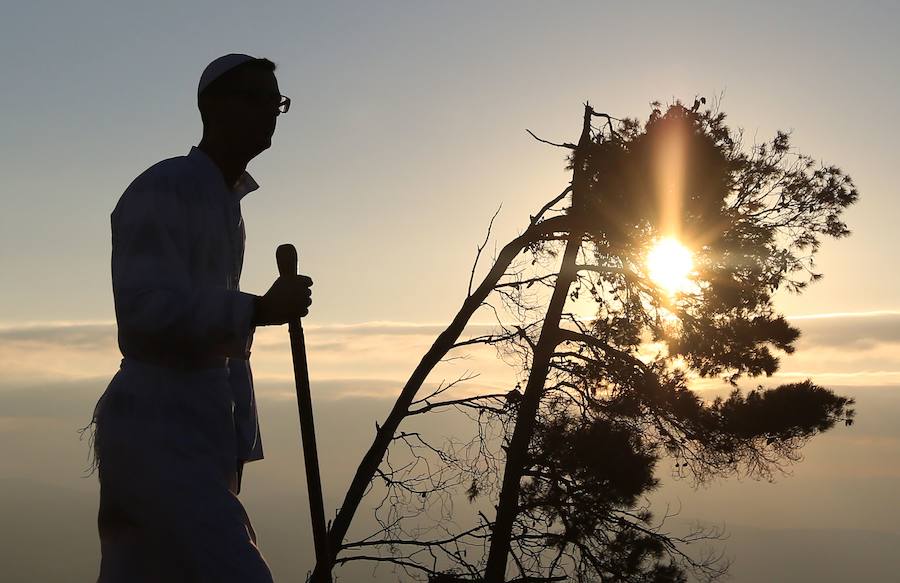 Los samaritanos, una comunidad considerada como secta, celebran el Sucot (Sukkot), una peregrinación de toda su pueblo por el monte Gerizim.