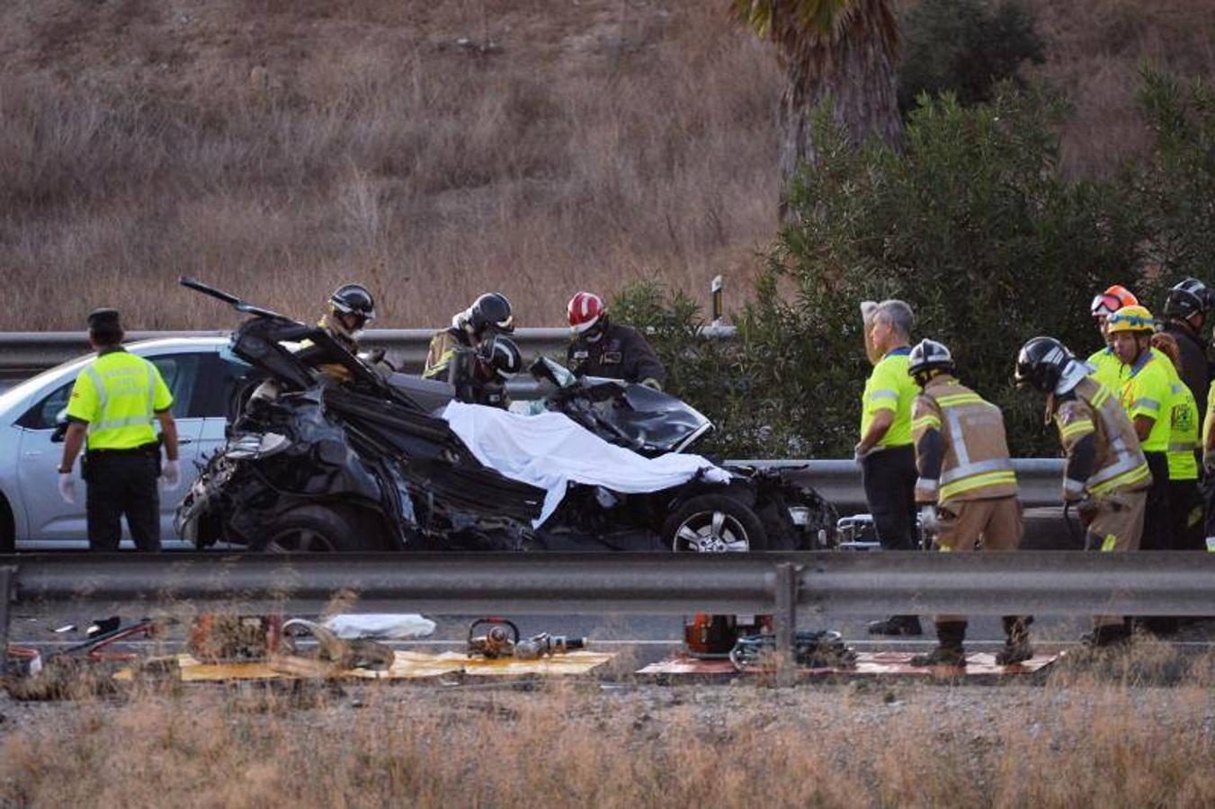 Fotos del accidente mortal en la A-7 en Murcia, donde han fallecido 5 personas