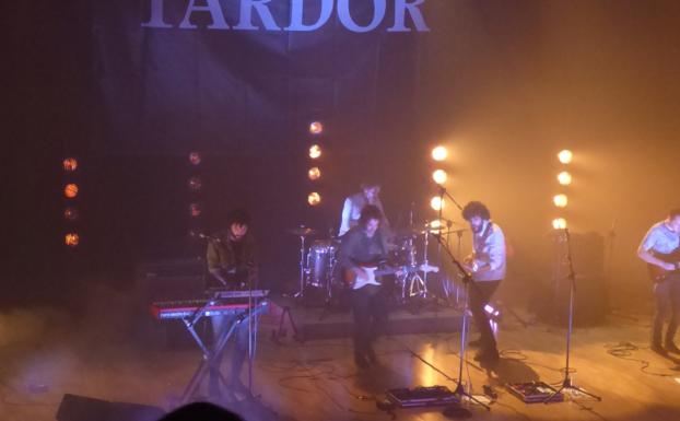 Un instante del concierto de los valencianos Tardor durante el ciclo 'Rock Pop... al Palau'. 