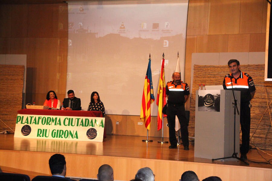 El Verger rinde homenaje a los héroes de la riada del Girona 10 años después