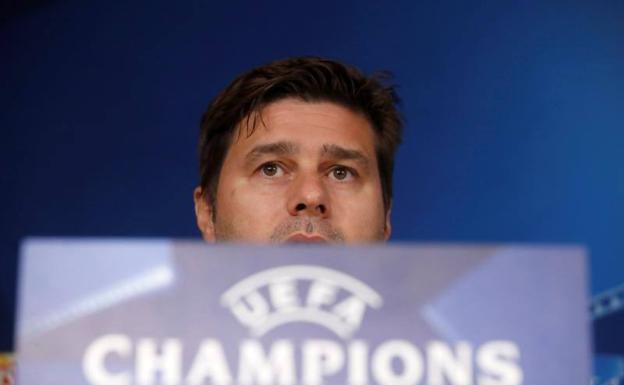 Mauricio Pochettino, entrenador del Tottenham, durante su comparecencia en la sala de prensa del Bernabéu. 