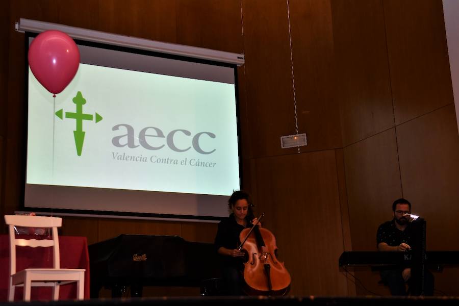 Fotos de la gala contra el cáncer en el Ateneo de Valencia