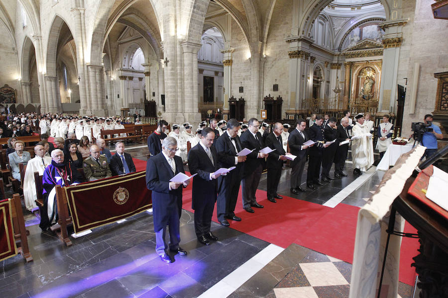 Fotos del acto de Investidura de nuevos Caballeros y Damas de la Orden del Santo Sepulcro en la Catedral de Valencia