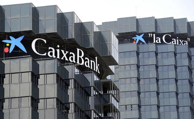 CaixaBank devuelve 210 millones de euros en cláusulas suelo a 47.000 clientes