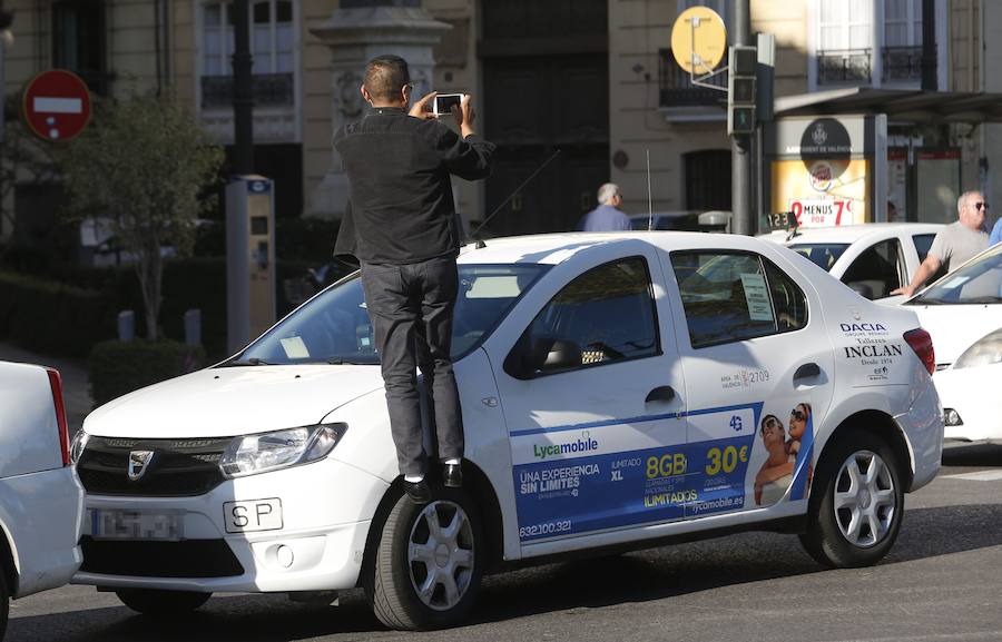 Manifestación de taxistas en Valencia