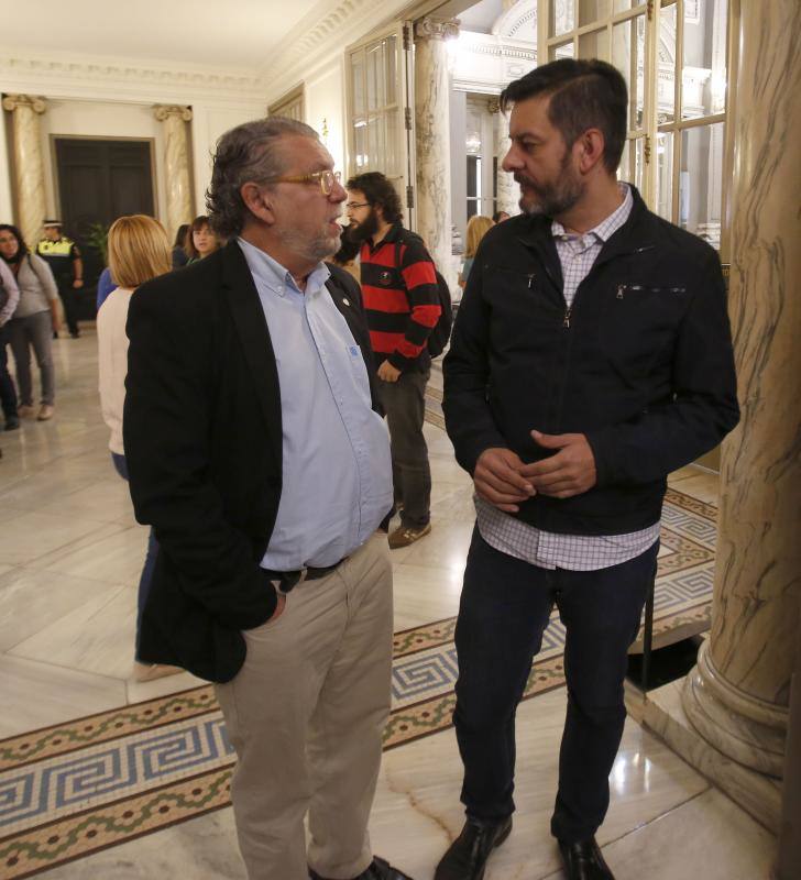 Fotos del pleno del Ayuntamiento de Valencia