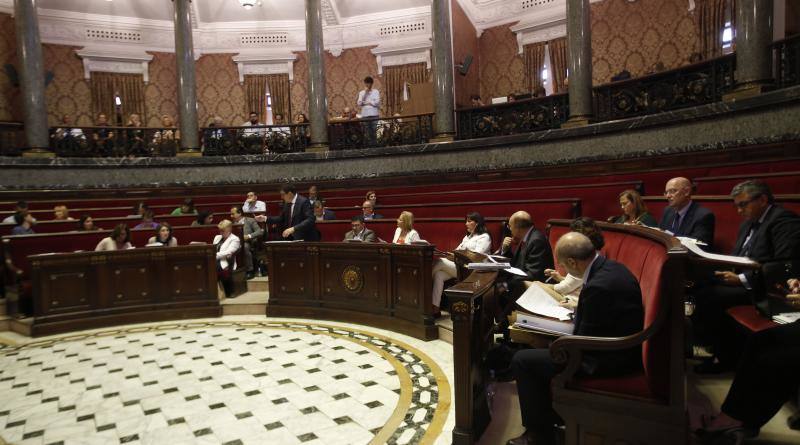 Fotos del pleno del Ayuntamiento de Valencia