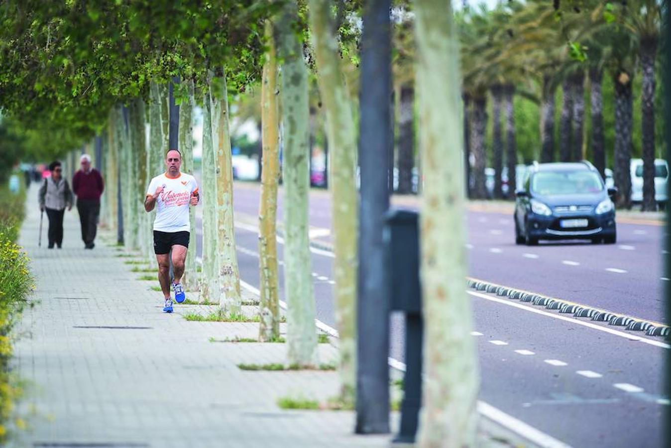 7. RONDA NORTE. 4,05 km. Avenida Juan XXIII - Avenida Cataluña.