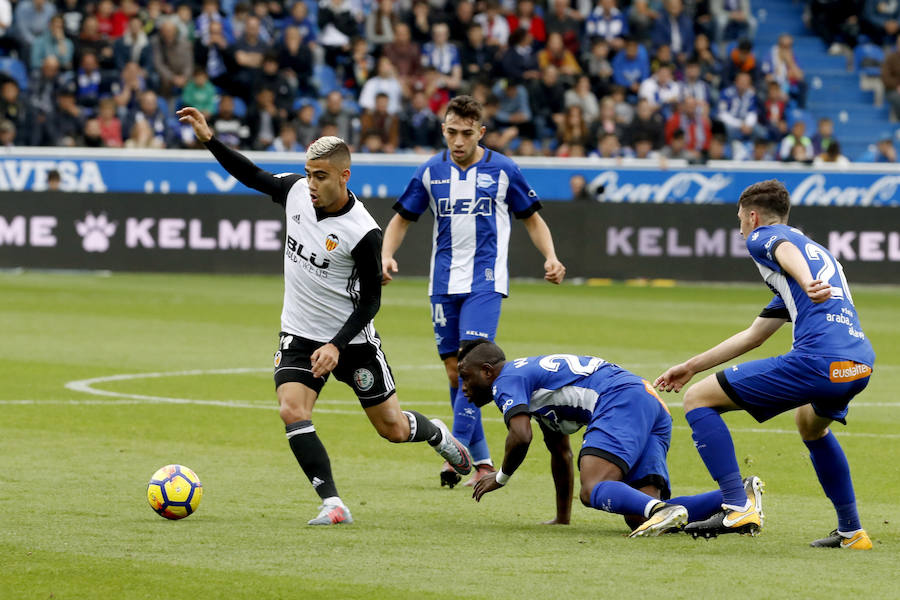 Estas son las imágenes del Deportivo Alavés-Valencia CF correspondiente a la décima jornada de La Liga