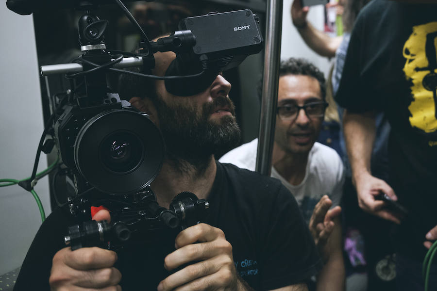 Fotos del rodaje del nuevo corto del director Abdelatif Hwidar en el metro de Valencia