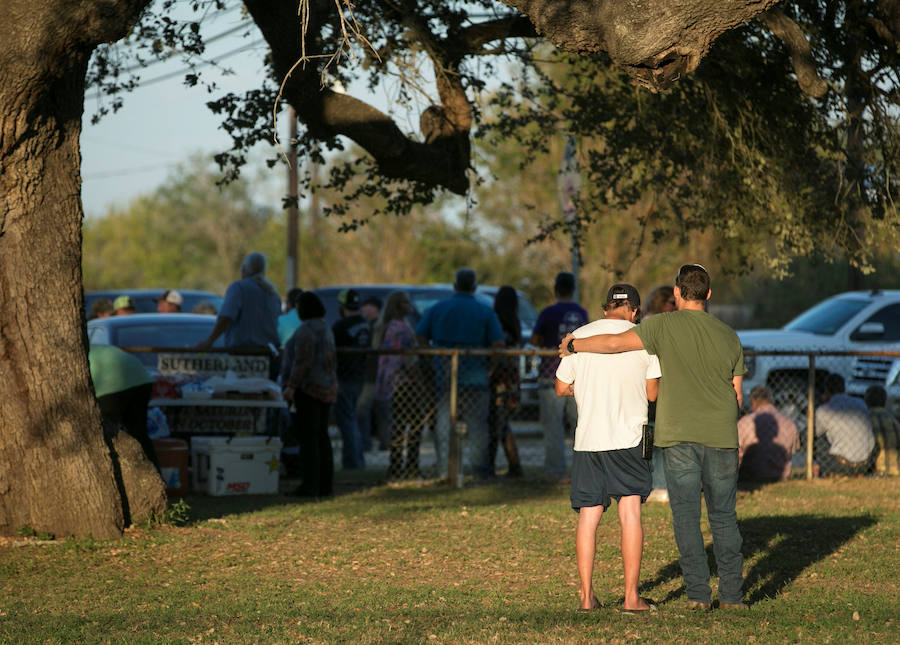 Fotos de las muestras de dolor tras el tiroteo en Texas