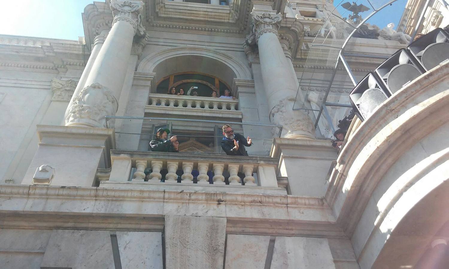Fotos de la visita de los actores de Daryl y Negan, de &#039;Walking Dead&#039;, a Valencia en Fallas