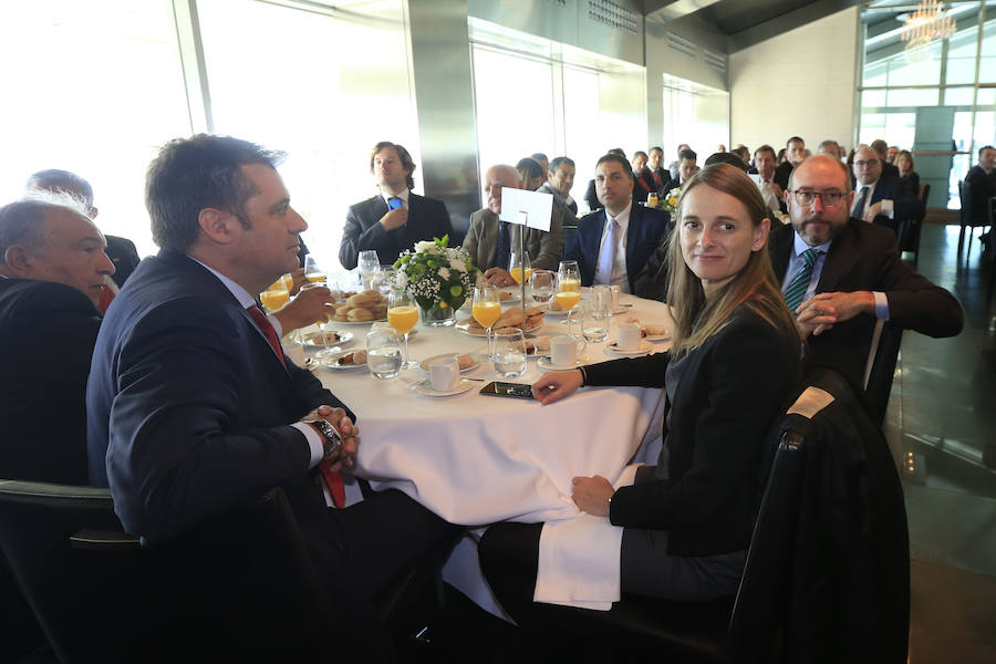 Fotos de los empresarios en el Foro de LAS PROVINCIAS