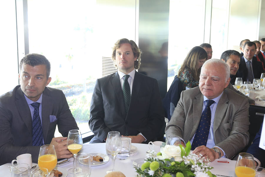 Fotos de los empresarios en el Foro de LAS PROVINCIAS