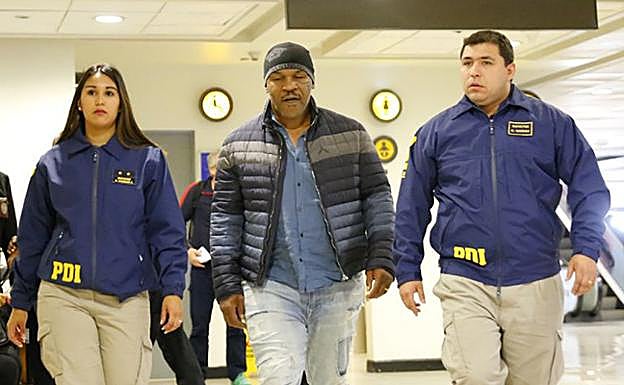 Chile impide a Mike Tyson entrar en el país por sus antecedentes penales