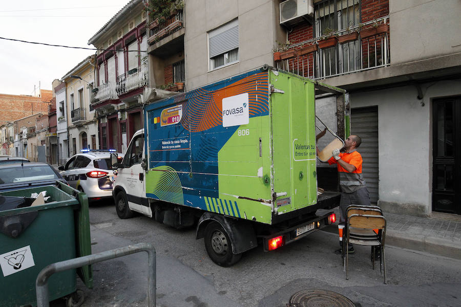 Fotos de la recogida de basura en el Cabanyal