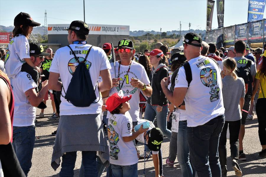 Fotos del ambiente del Gran Premio de la Comunitat Valenciana de motociclismo de Cheste 2017