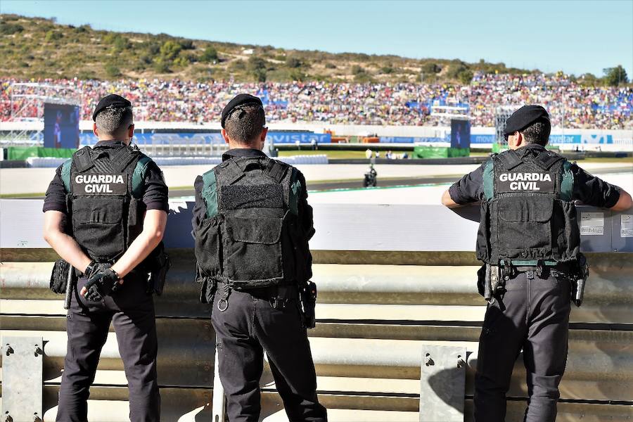 Fotos del ambiente del Gran Premio de la Comunitat Valenciana de motociclismo de Cheste 2017