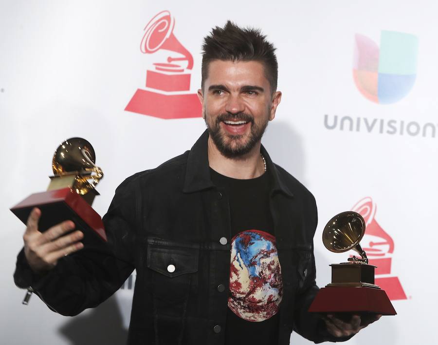 El colombiano Juanes se impuso con «Mis planes son amarte» como mejor álbum pop rock.