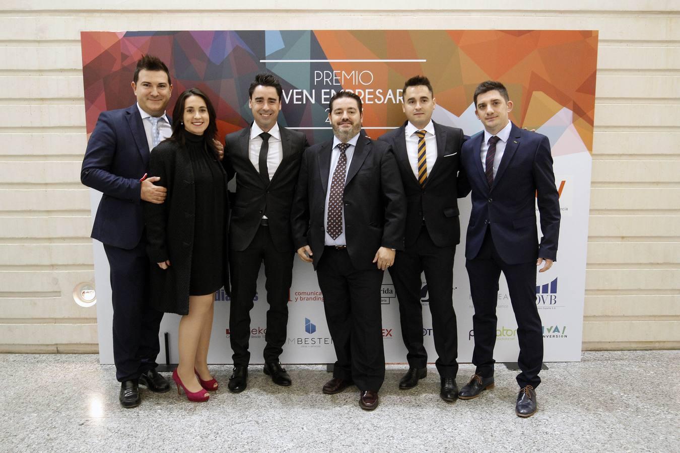 Rubén Navarro de Casas InHaus recibió el Premio Joven Empresario 2017. También fueron galardonados Grow Pro Experience, Novaterra Catering, Mr Jeff e Ymant, entre otros, en la ceremonia celebrada en el Palau de Les Arts Reina Sofía