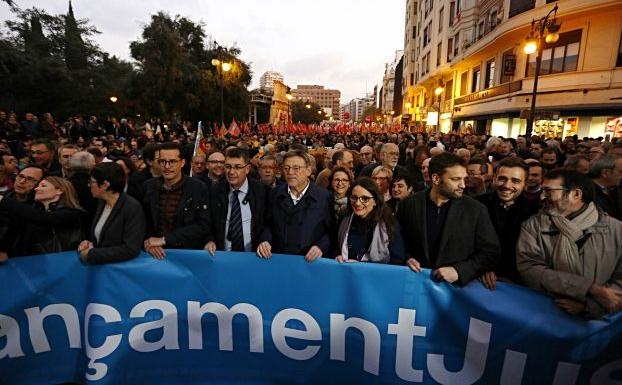 Imagen. Cabecera de la manifestación.