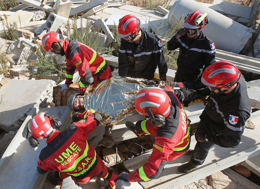 Fotos del tercer Batallón de Intervención de Emergencias de la UME en Bétera