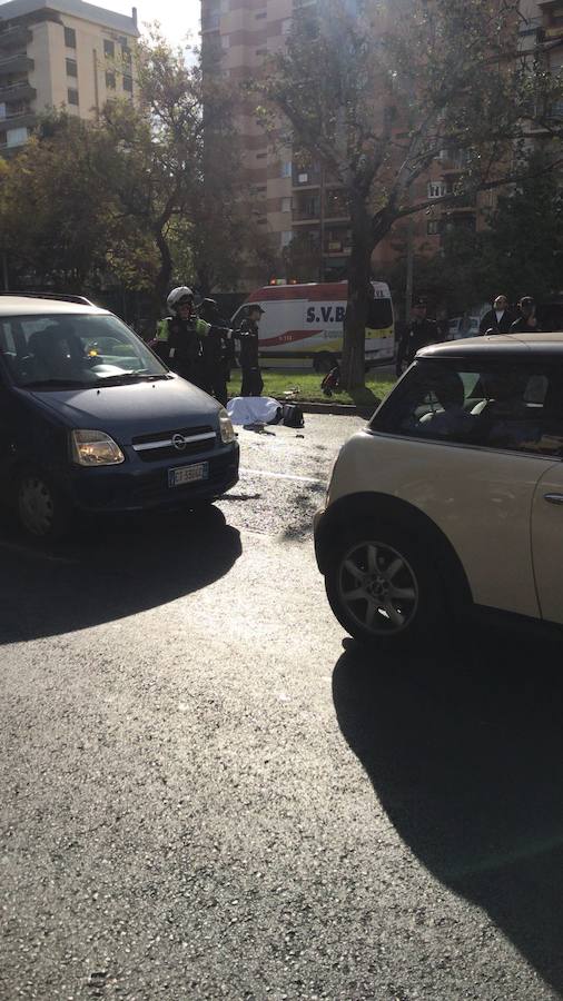 Fotos del accidente en Blasco Ibáñez en el que ha fallecido un peatón atropellado