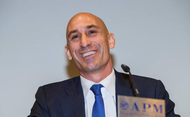 Luis Rubiales quiere presidir la Federación Española de Fútbol. 