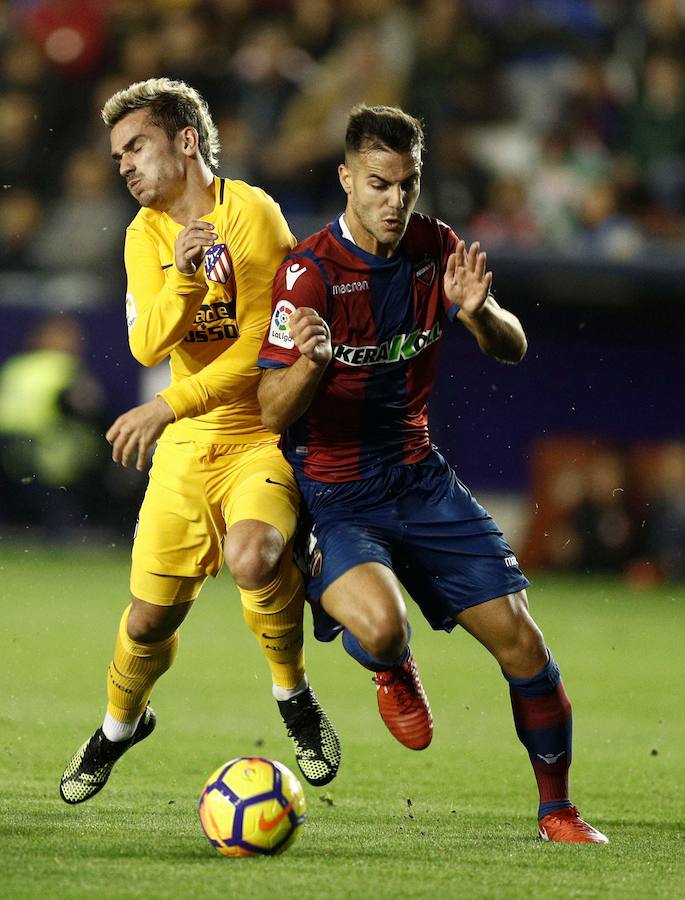 Estas son las mejores imágenes que deja el partido de la jornada 13 en el Ciutat de València