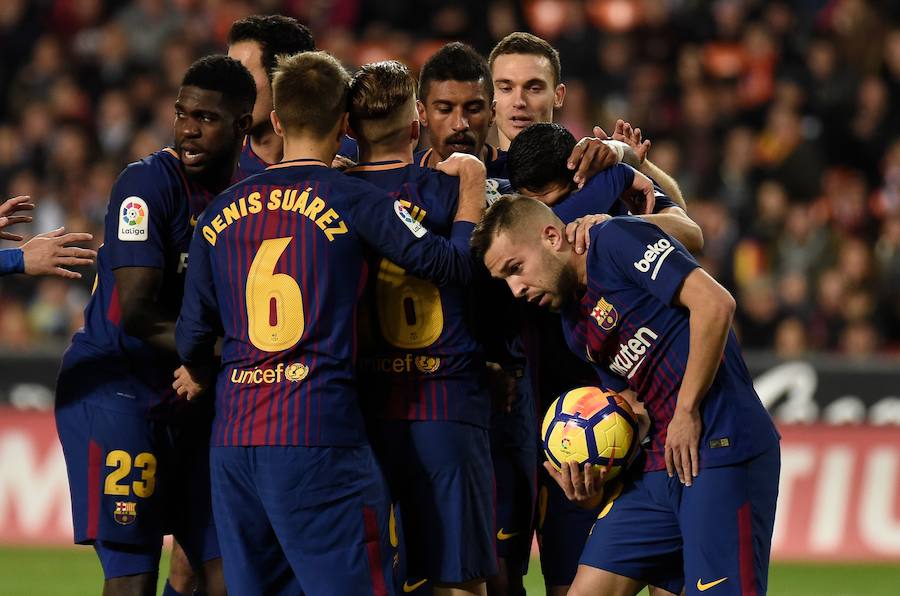 Estas son las mejores imágenes que deja el choque de la jornada 13 en Mestalla