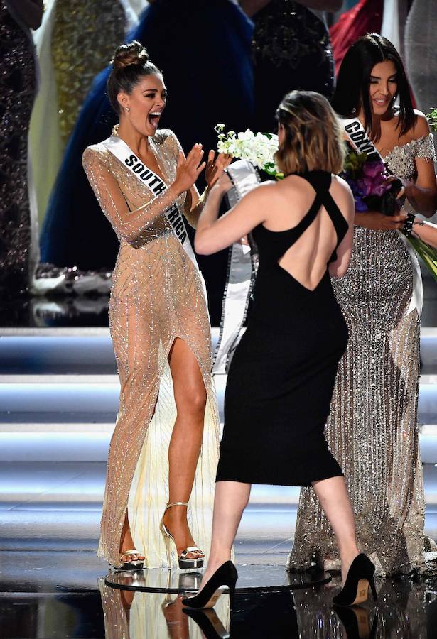 La sudafricana Demi-Leigh Nel-Peters, de 22 años, se hace con la corona y vence a la colombiana Laura González y a la jamaicana Davinia Bennet