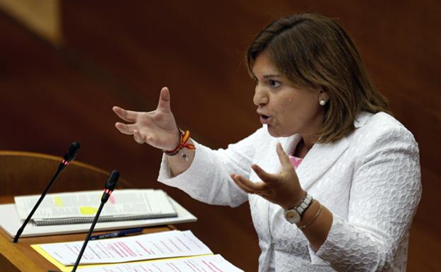 Isabel Bonig, en una intervención en Les Corts.