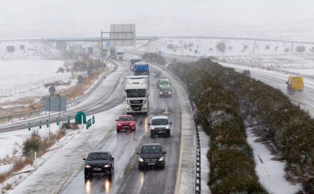 Imagen principal - Nevada en la provincia de Teruel