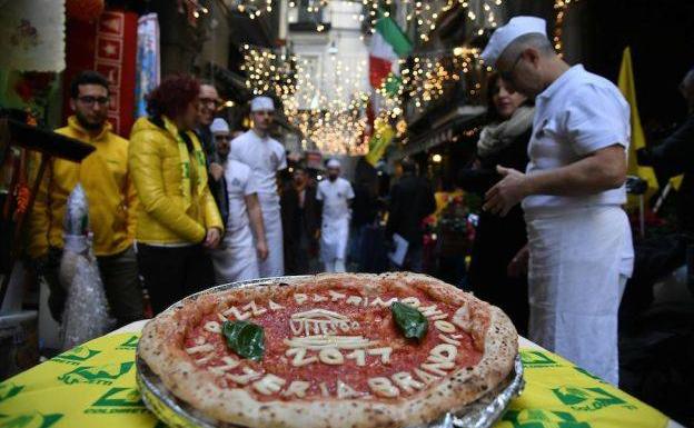 Pizzaioli, el arte de los pizzeros napolitanos, ya es Patrimonio de la Humanidad