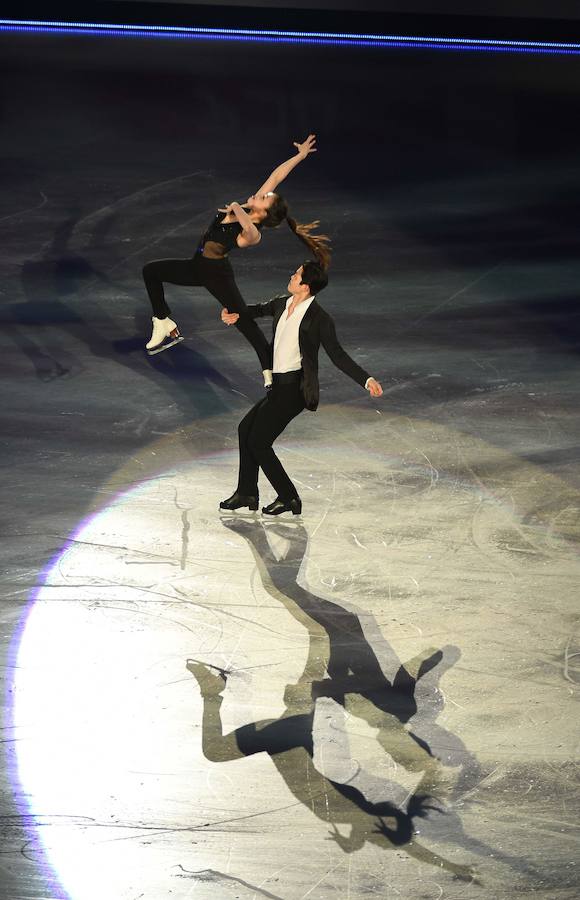 Nagoya (Japón) celebró el pasado fin de semana el Grand Prix de patinaje artístico. La rusa Alina Zagitova, de tan solo 15 años, se colgó el oro en la final del campeonato. Los saltos imposibles, las maniobras perfectas y las complejas y arriesgadas coreografías sobre el hielo fueron las protagonistas.