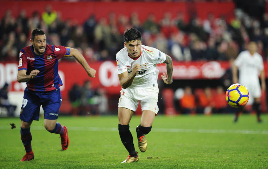 Éstas son las mejores imágenes que deja el choque de la jornada 16 de la Liga en el Sánchez Pizjuán